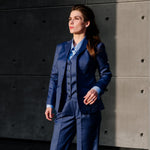 تحميل الصورة إلى عارض المعرض، بدلة صوفية من ثلاث قطع باللون الأزرق الملكي من ثريندي