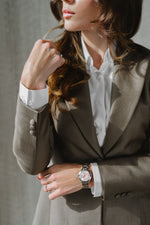 تحميل الصورة إلى عارض المعرض، بدلة صوف مطوية وبنطلون واسع